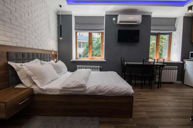 Апартаменты LUX Apartment near Arena City Киев-4